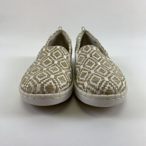 Clarks Cloudsteppers Step Glow Slip On Loafer Soft Cushion Woven Pattern Women 9 - Picture 3 of 13